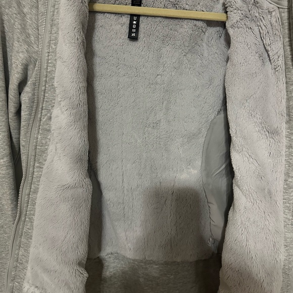 90 Degrees Sherpa Lined Zip Up Hoodie Size Small - Picture 2 of 2
